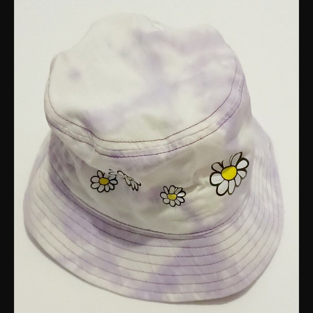 BSR by Samii Ryan Daisy Lavender Tie Dye Flower Bucket Hat